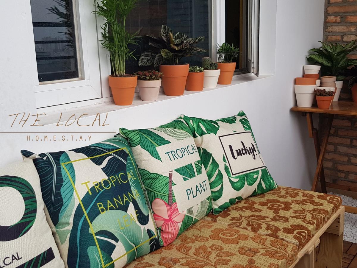 The Local Homestay Thành Pho Ho Chí Minh Esterno foto