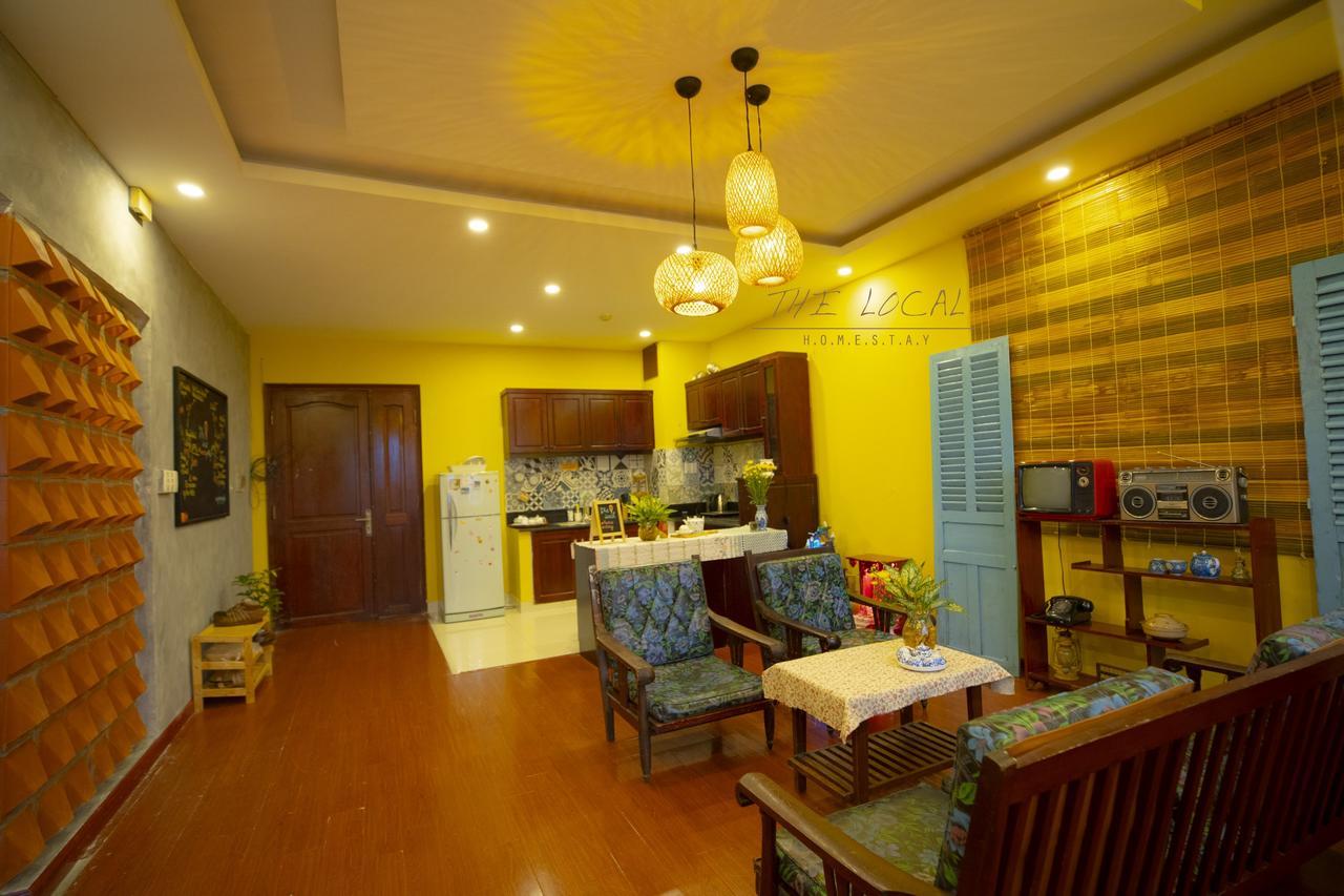 The Local Homestay Thành Pho Ho Chí Minh Esterno foto
