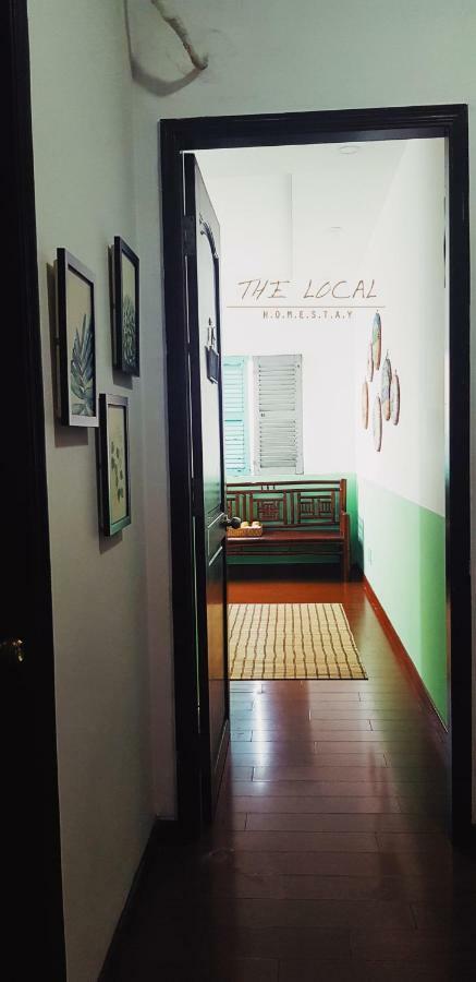 The Local Homestay Thành Pho Ho Chí Minh Esterno foto