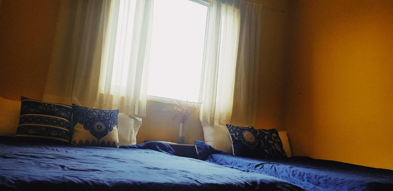 The Local Homestay Thành Pho Ho Chí Minh Esterno foto